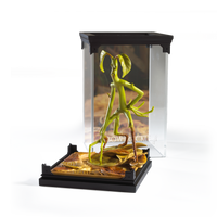 PRE-ORDER - NOBLE COLLECTION - FANTASTIC BEASTS AND WHERE TO FIND THEM - BOWTRUCKLE - MAGICAL CREATURES